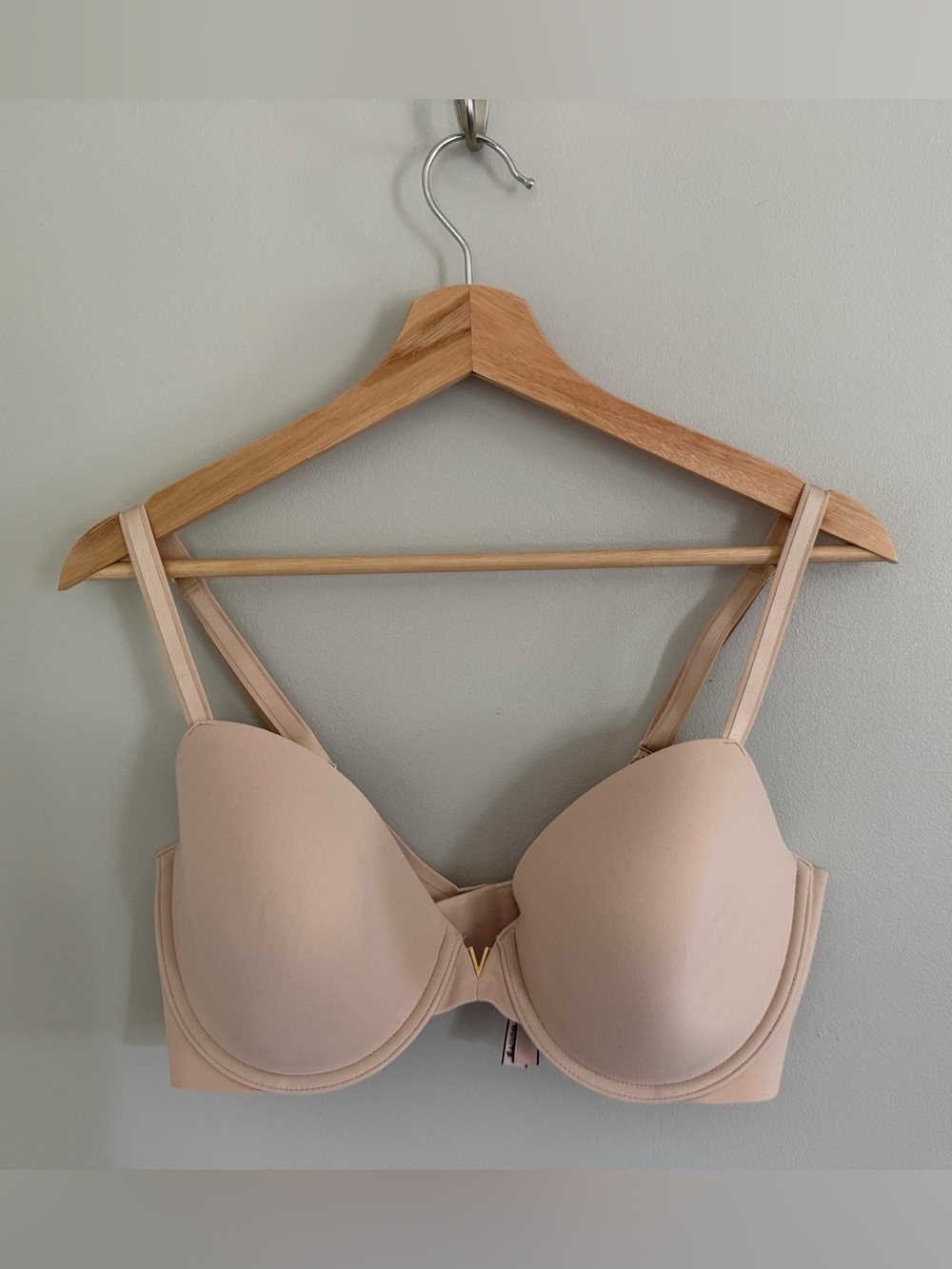 Victoria's Secret Nude Lined Demi Bra with Convertible Strap Underwire 36 DD